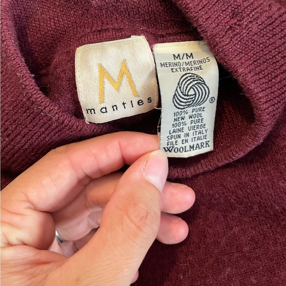 Cute & cozy vintage 100% merino wool shirt. - Picture 2 of 5